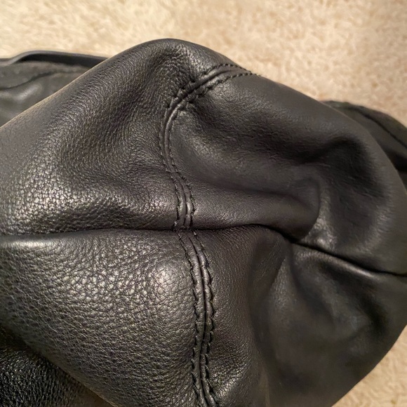 Certified Authentic Gucci Hobo Bag - Picture 11 of 16